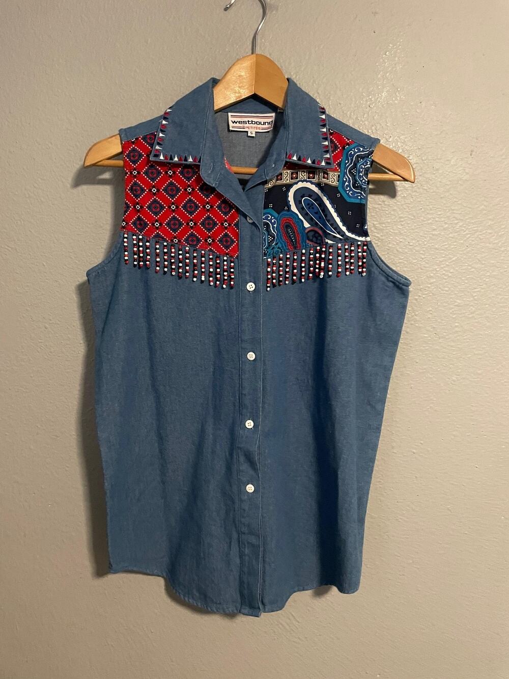 Vintage Westbound Womens Top Petite Small Denim Beaded Sleeveless Western 90s